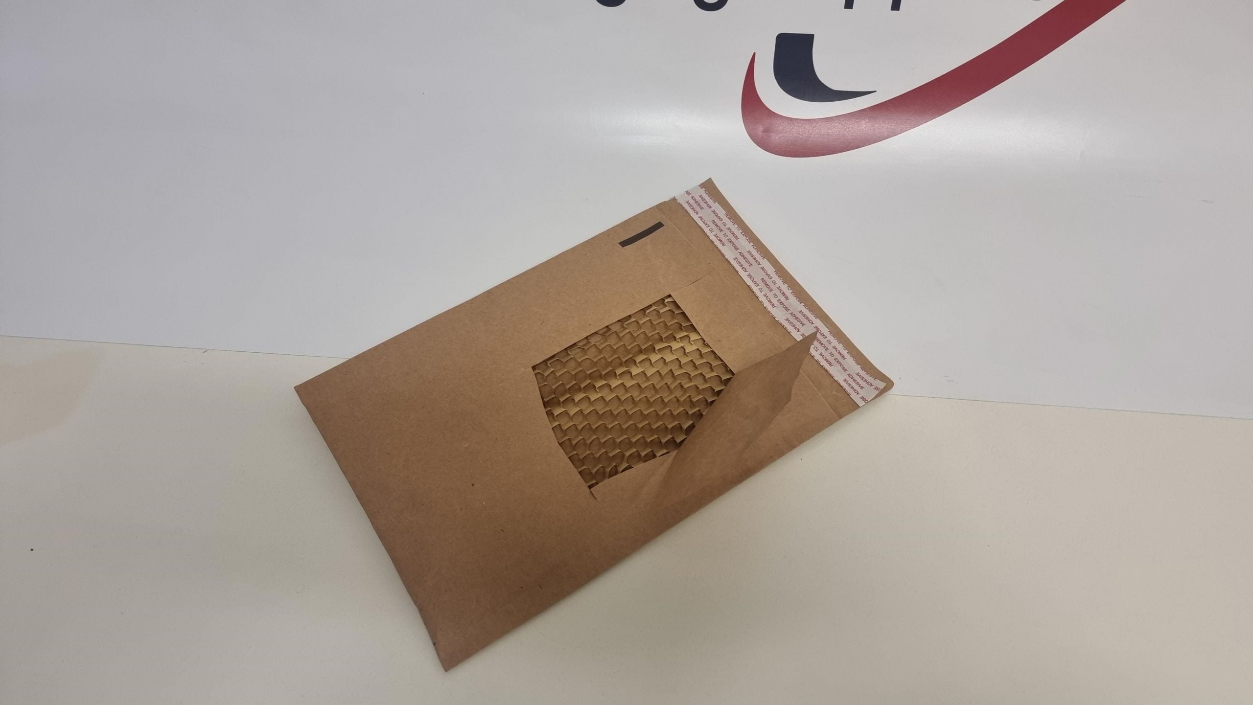 honeycomb-paper-mailer